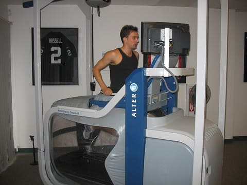 h/p/cosmos Mercury Rehab Treadmill photo 5