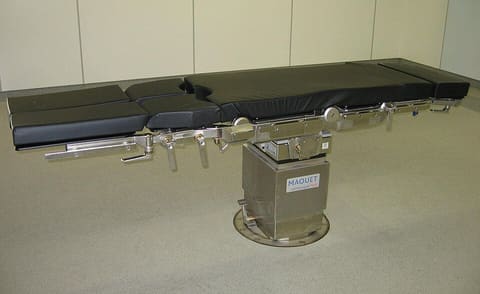 Steris Amsco 3085 SP Surgical Table photo 3