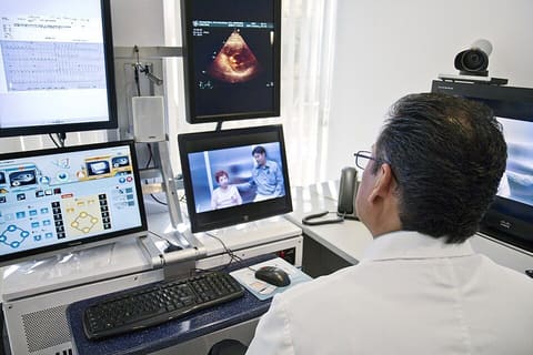 GlobalMed Transportable Exam Station Telemedicine Cart photo 2