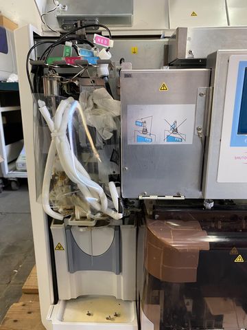 SYSMEX XE-5000 Hematology Analyzer photo 2
