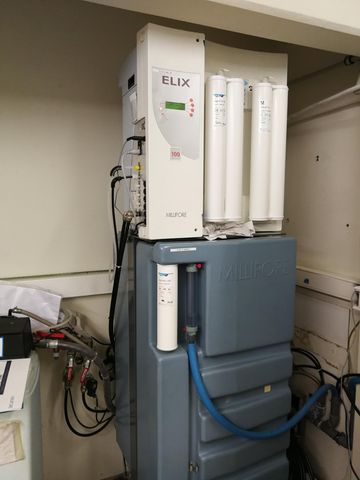 MILLIPORE ELIX 100 Water treatment system