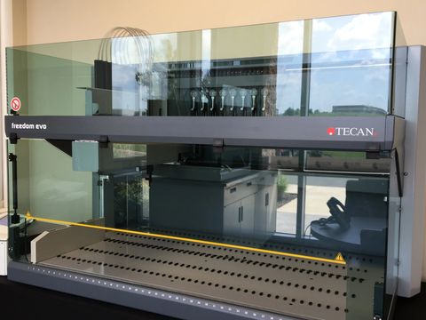 TECAN Freedom EVO 100 Liquid Handling