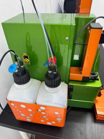 MILTENYI BIOTEC MACSQuant 10 Cytometer photo 2