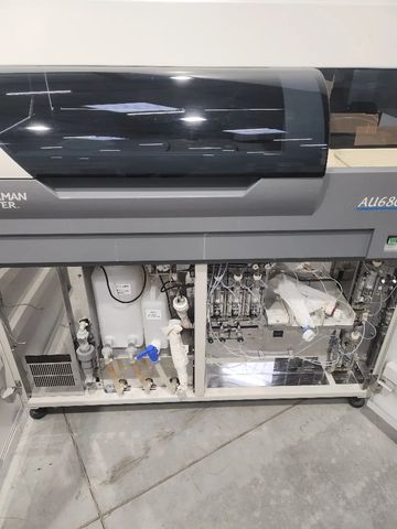 BECKMAN COULTER AU680 Biochemical Analyzer photo 3