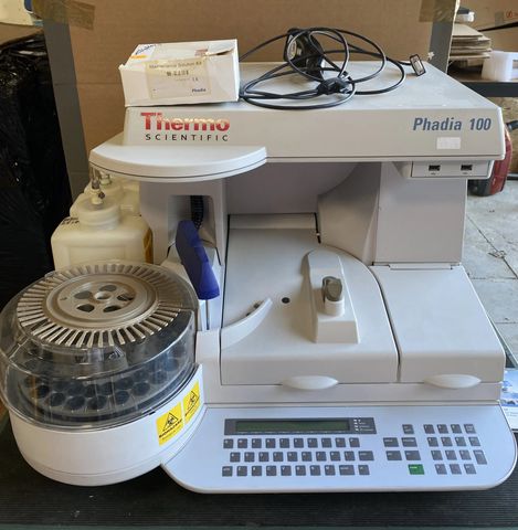 THERMO SCIENTIFIC Phadia 100 Immunoassay analyzer