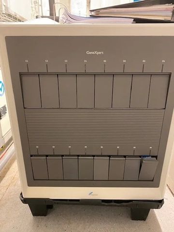 CEPHEID GeneXpert XVI DNA extractor