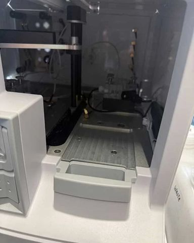 YSI 2950D-1 Biochemical Analyzer photo 4
