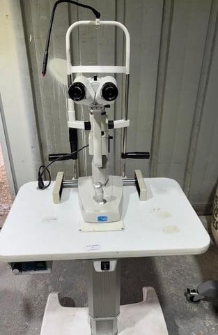 CSO SL-990 Slitlamp