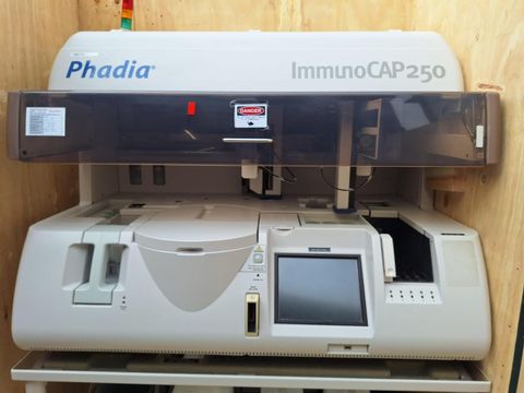 THERMO SCIENTIFIC Phadia Immunocap 250 Immunoassay analyzer