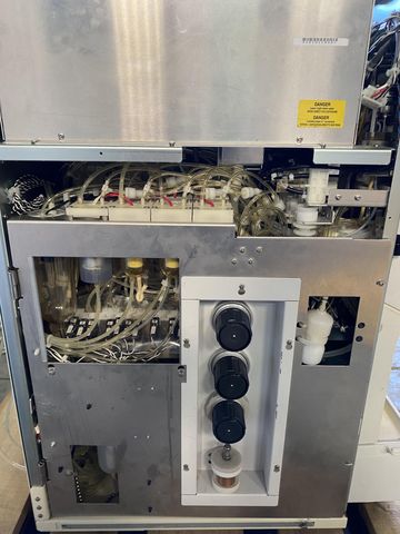 SYSMEX XE-5000 Hematology Analyzer photo 3
