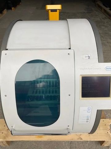 ROCHE MagNA Pure DNA extractor