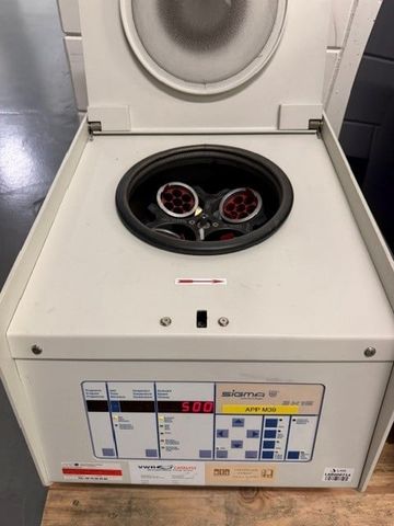 SIGMA 3K15 Laboratory centrifuge