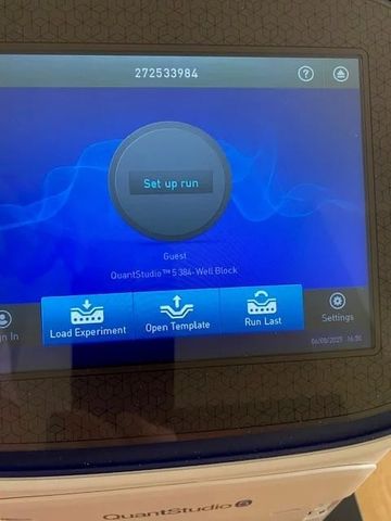 APPLIED BIOSYSTEMS QuantStudio 5 PCR Analyzer photo 5
