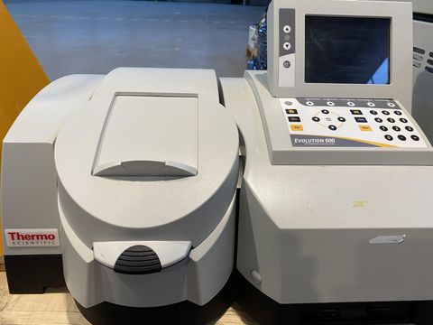 THERMO SCIENTIFIC Evolution 600 Spectrophotometer