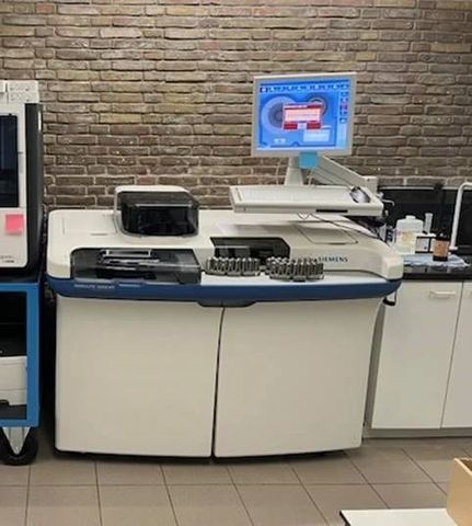 SIEMENS Immulite 2000 XPi Immunoassay analyzer
