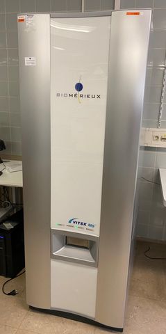 BIOMERIEUX Vitek MS Mass Spectrometer